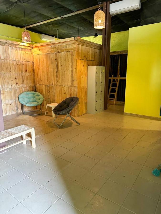 Hostel Tropico 20 Pdc Плая дел Кармен Екстериор снимка