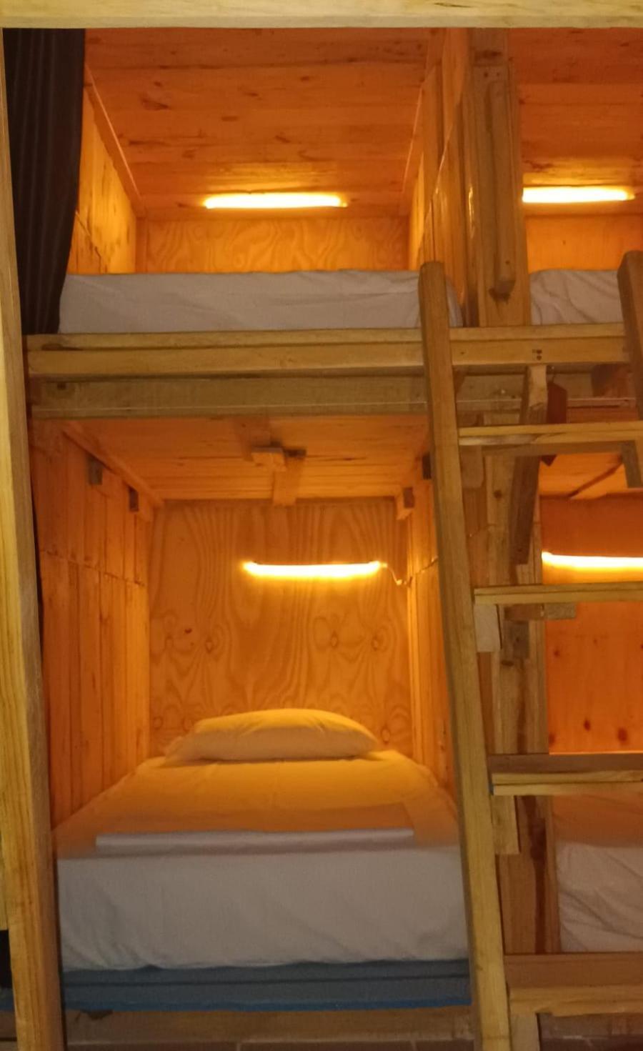 Hostel Tropico 20 Pdc Плая дел Кармен Екстериор снимка